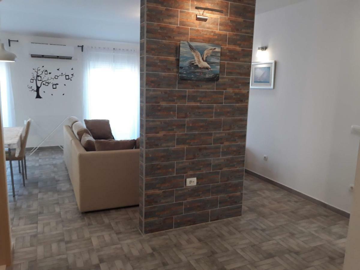 Апартаменты Apartman Dani-Подстрана Экстерьер фото